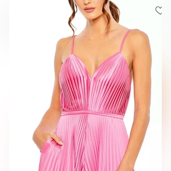 Mac Duggal Pleated Plunge Neck Wide Leg Jumpsuit Size 6 NWT - Picture 3 of 15